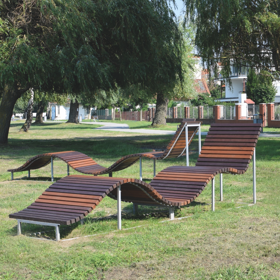 Sinus napozó és pad